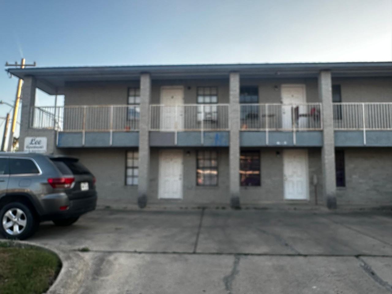 655 West Washington Street - Photo 5 of 10