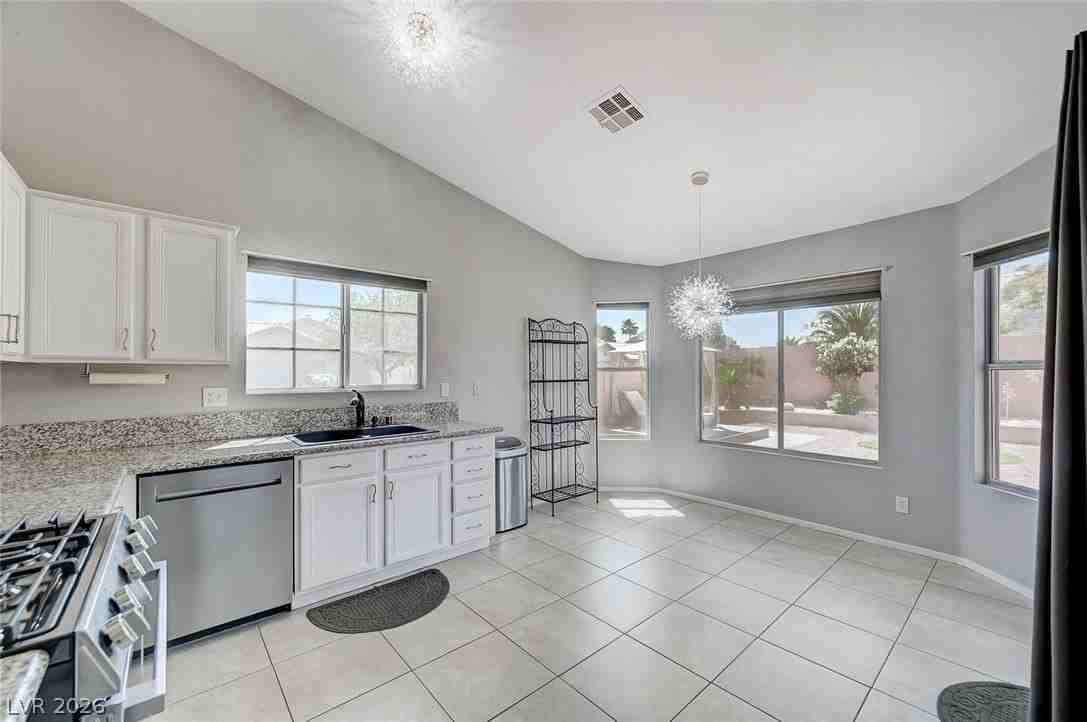 3407 Side Saddle Ct - Photo 5 of 31