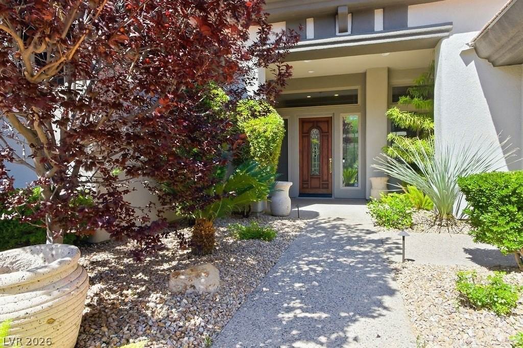 8 Starbrook Dr - Photo 5 of 50