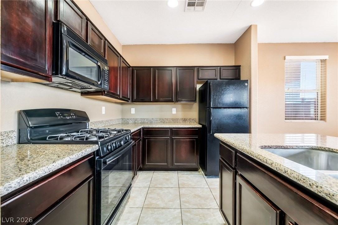 6183 Yankee Spring St - Photo 7 of 20