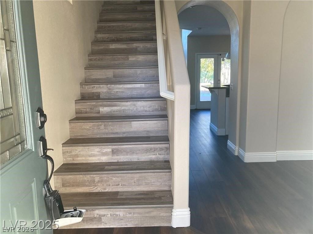 3120 Whispering Canyon Ct - Photo 3 of 50