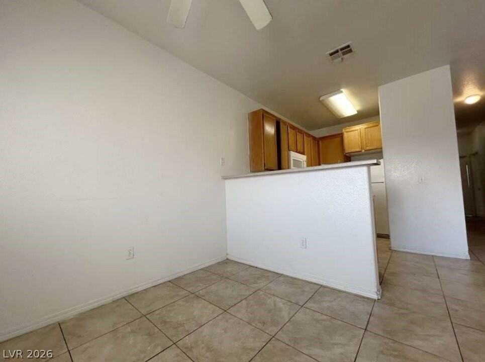 4730 E Craig Rd #1160 - Photo 7 of 17