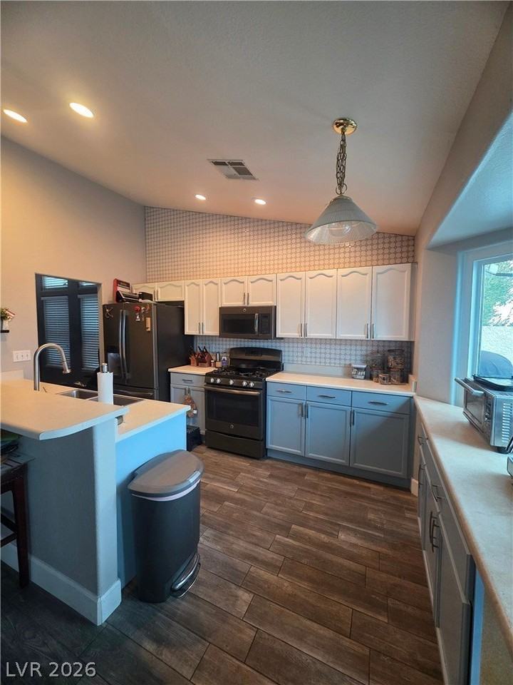 826 Manor Shores Rd - Photo 6 of 20