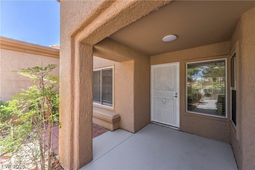 9929 Hemet Dr - Photo 5 of 28