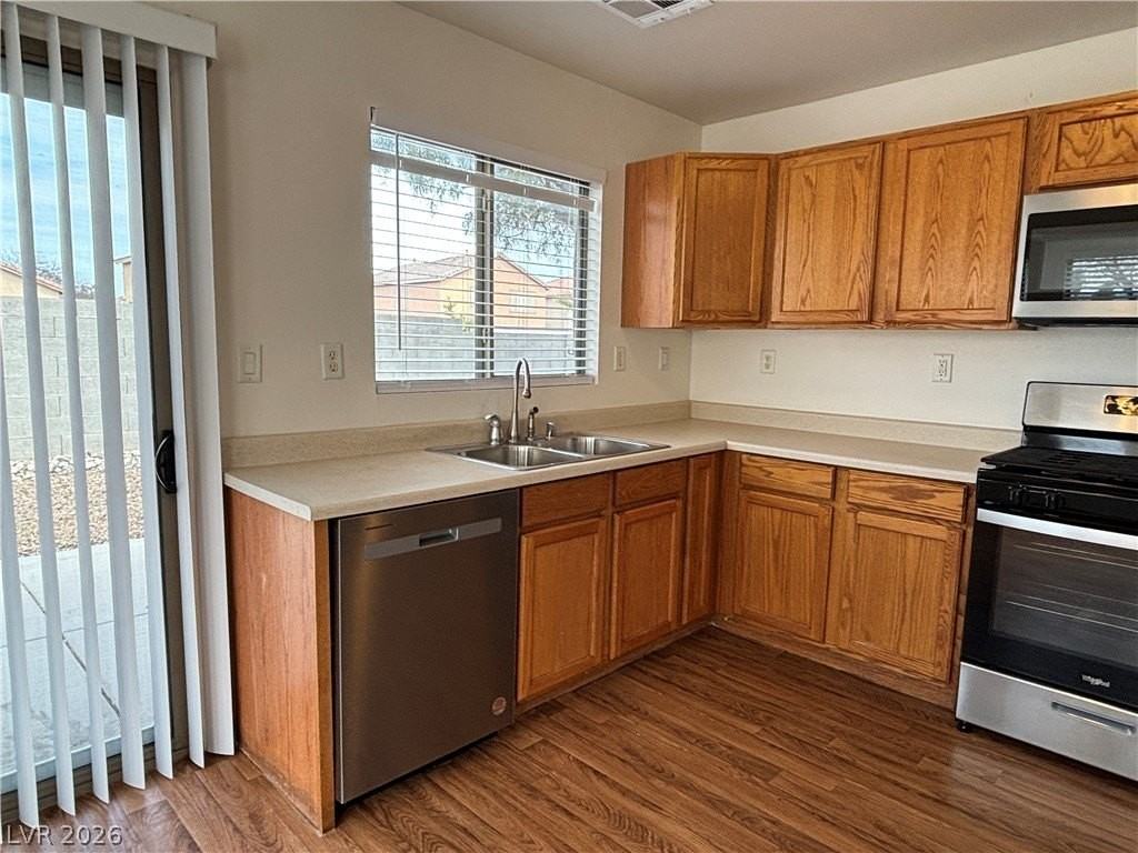 4508 Pacific Sun Ave - Photo 5 of 18