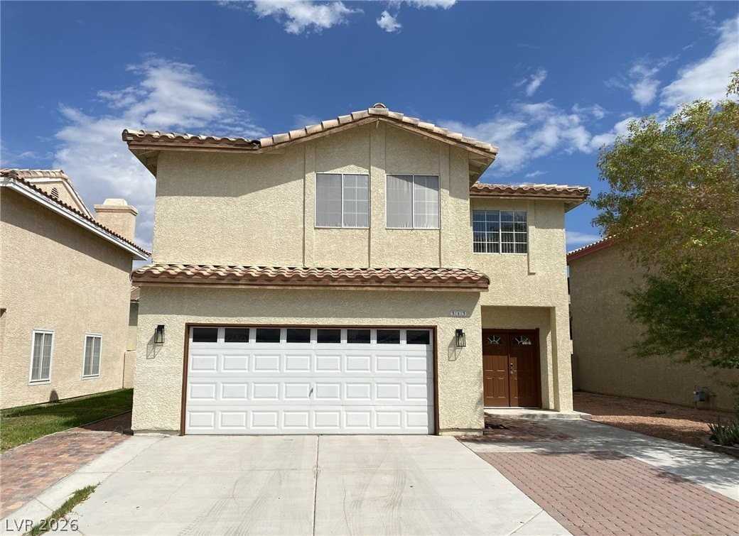 313 Beethoven St - Photo 2 of 42