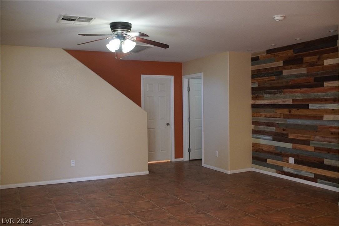 8037 Cabbage Cove St - Photo 7 of 27