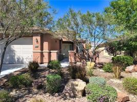 featured image of 7168 Fairwind Acres Pl