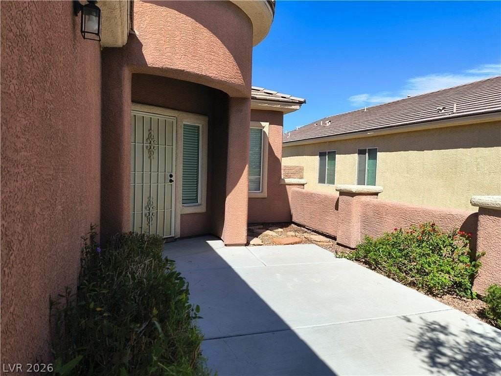 7168 Fairwind Acres Pl - Photo 2 of 29