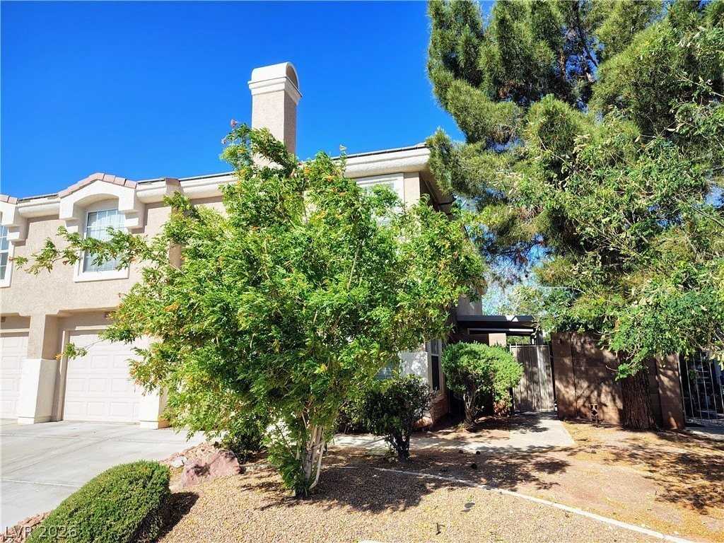 10169 Rolling Tree St - Photo 2 of 31