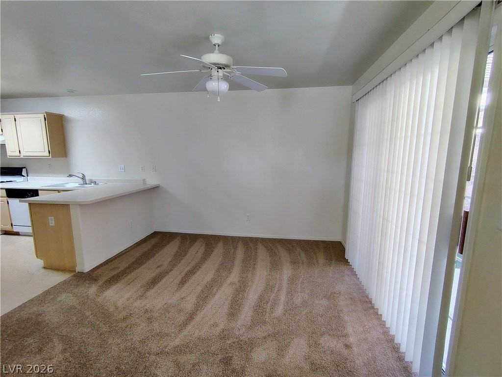 10169 Rolling Tree St - Photo 3 of 31