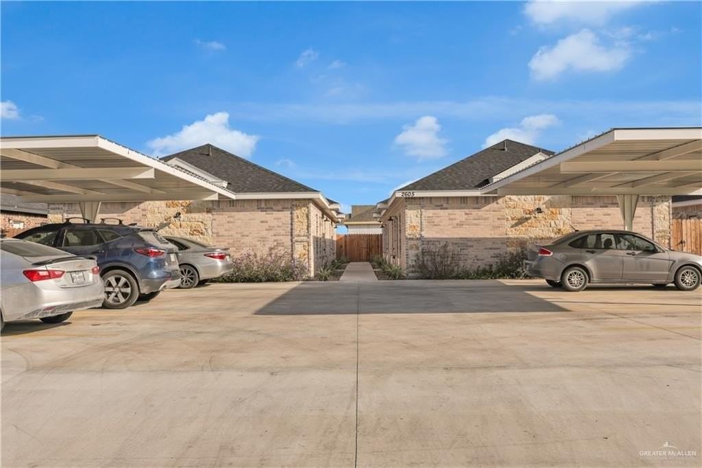2605 E Israel Ave #1