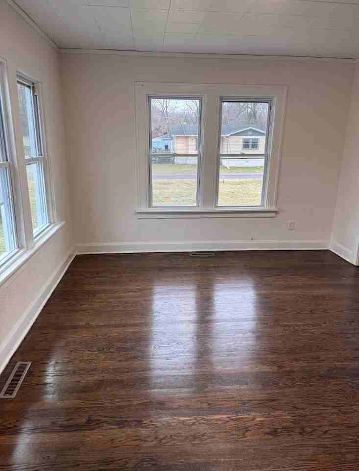 2804 Belmont St - Photo 2 of 9