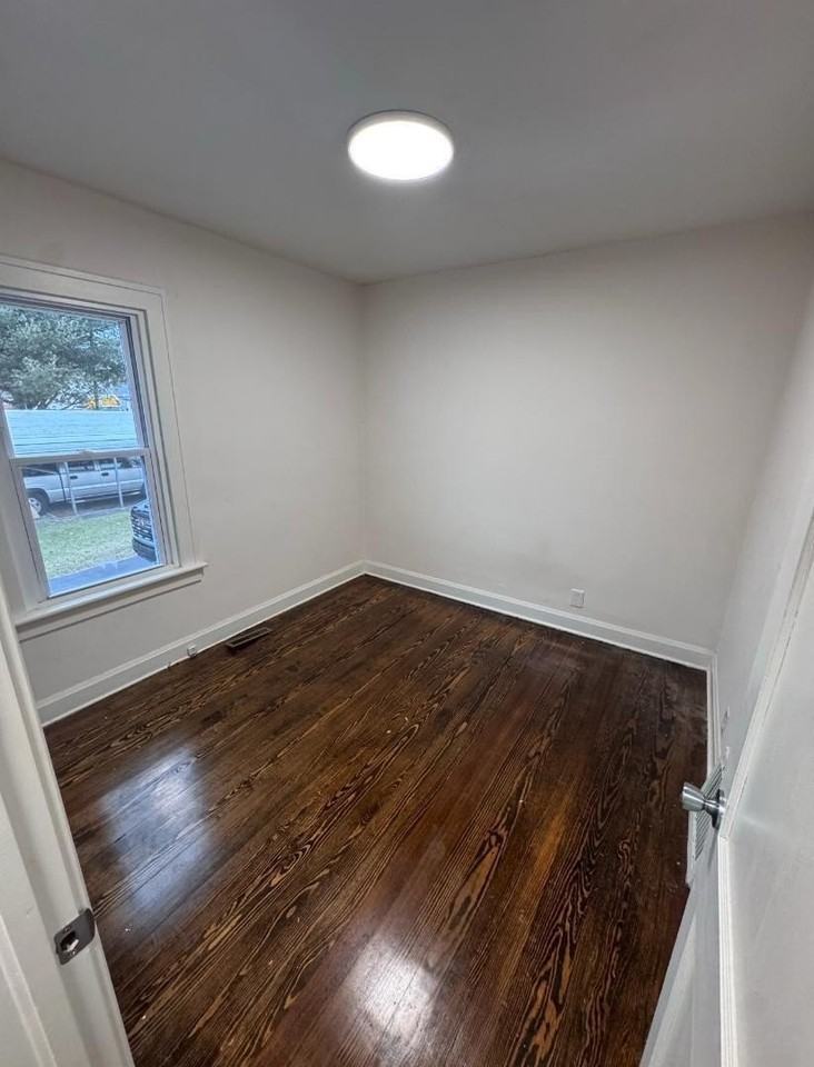 2804 Belmont St - Photo 5 of 9