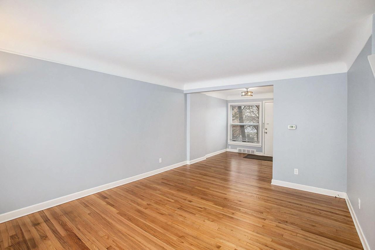 521 Snyder Ave - Photo 2 of 18