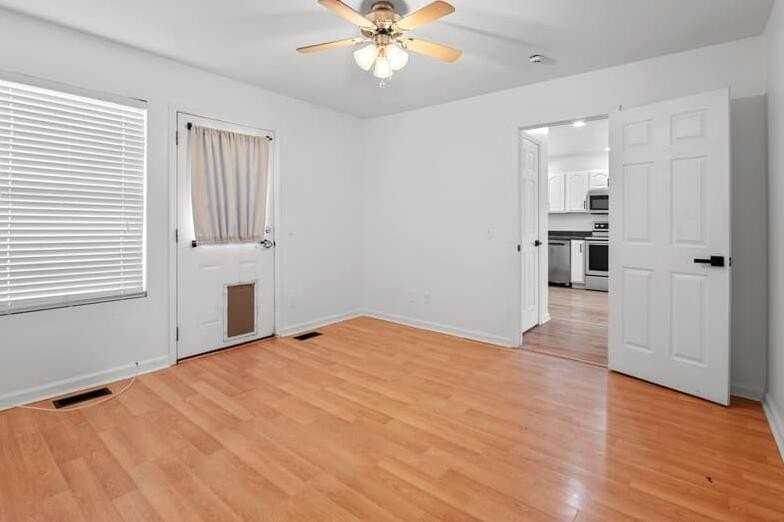 733 Luna Ct - Photo 4 of 15