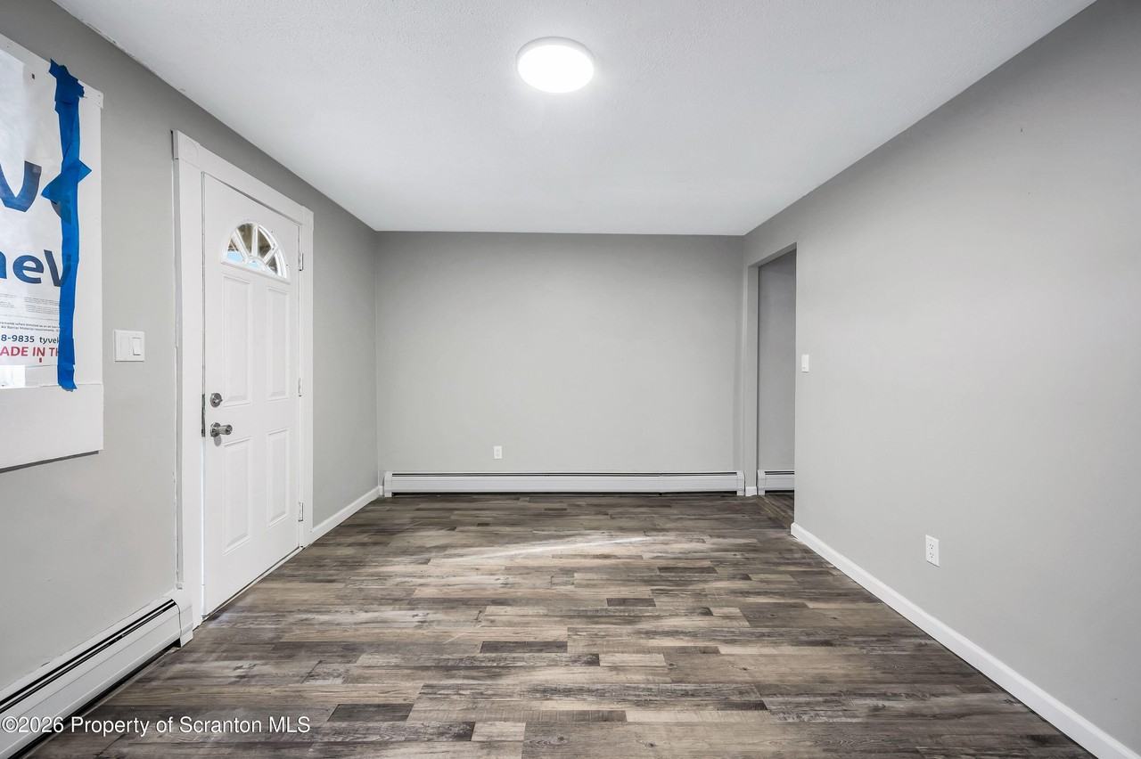 333 Oak St #1-2 - Photo 3 of 11