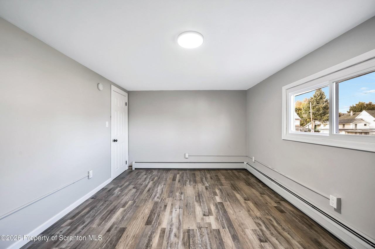 333 Oak St #1-2 - Photo 7 of 11