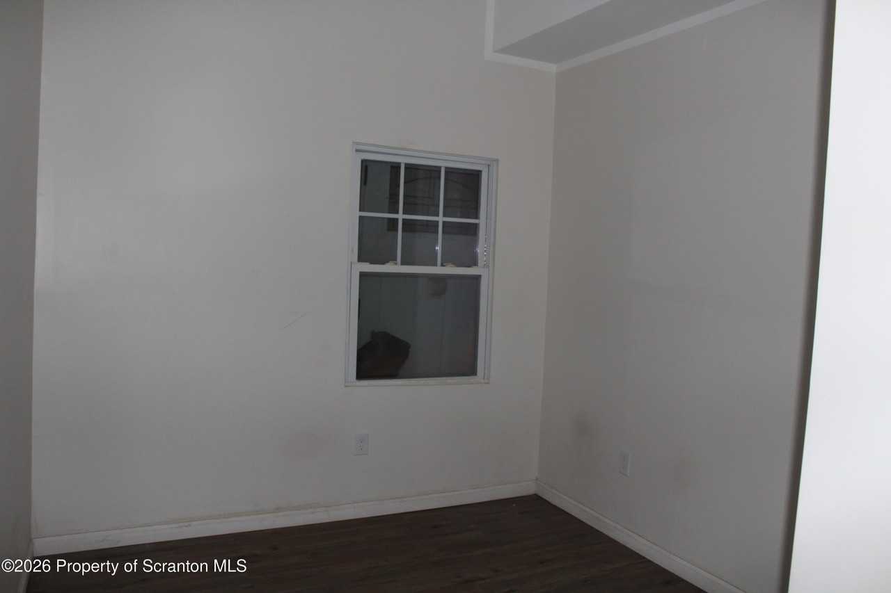 1122 Luzerne St #A - Photo 7 of 7