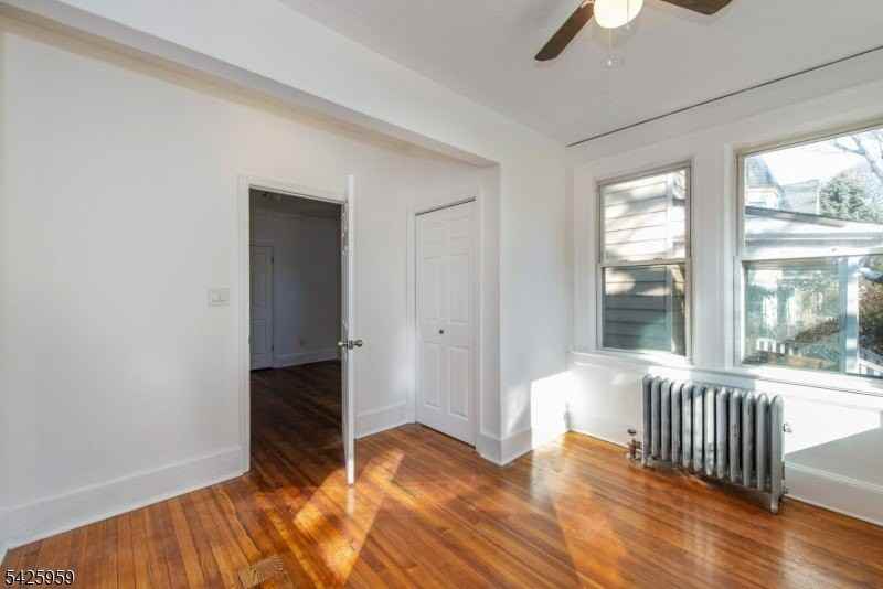 51 Riggs Pl - Photo 5 of 17