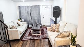 8 Van Nostrand Ave - Photo 1 of 1