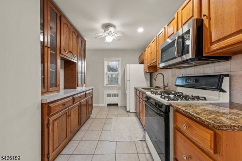 47 River Rd - Photo 6 of 21