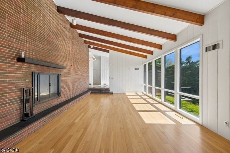 293 Wyoming Ave - Photo 7 of 39