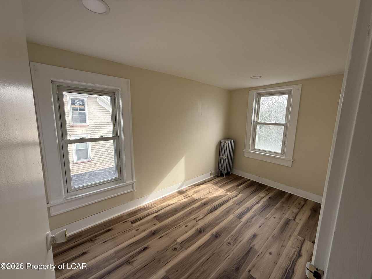 1512 Ash St - Photo 6 of 10