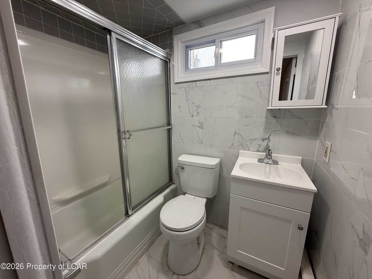 1512 Ash St - Photo 7 of 10