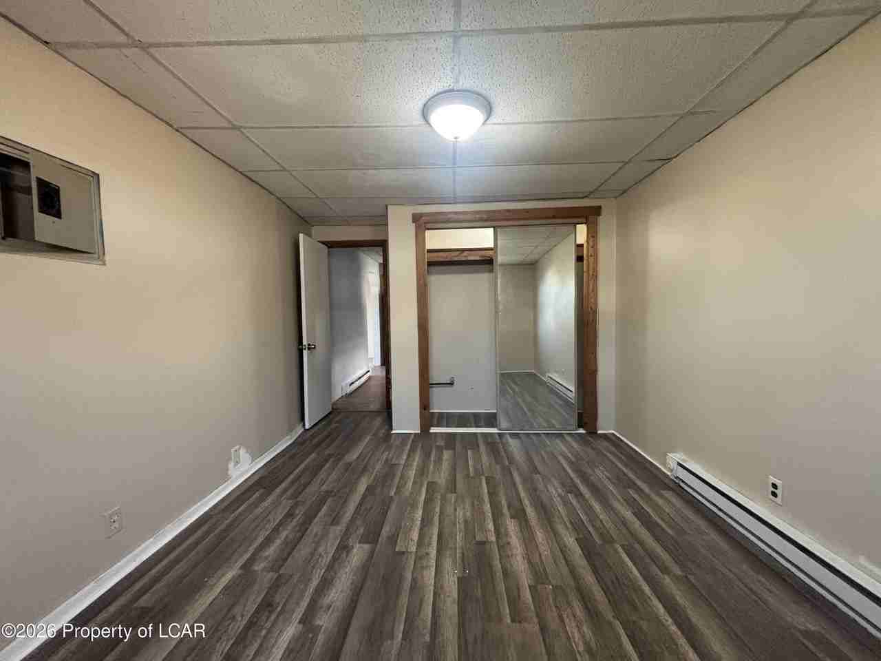 381 Main Rd - Photo 4 of 11