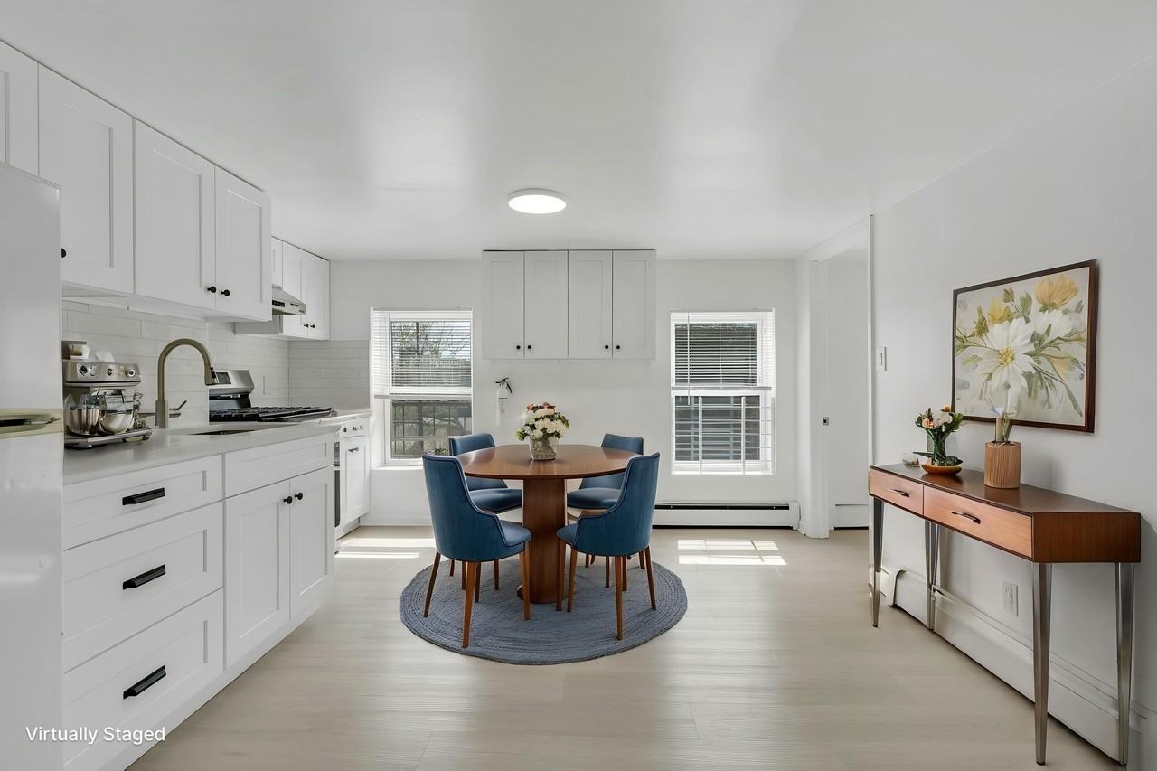 65 Saint Pauls Ave #3 - Photo 2 of 19