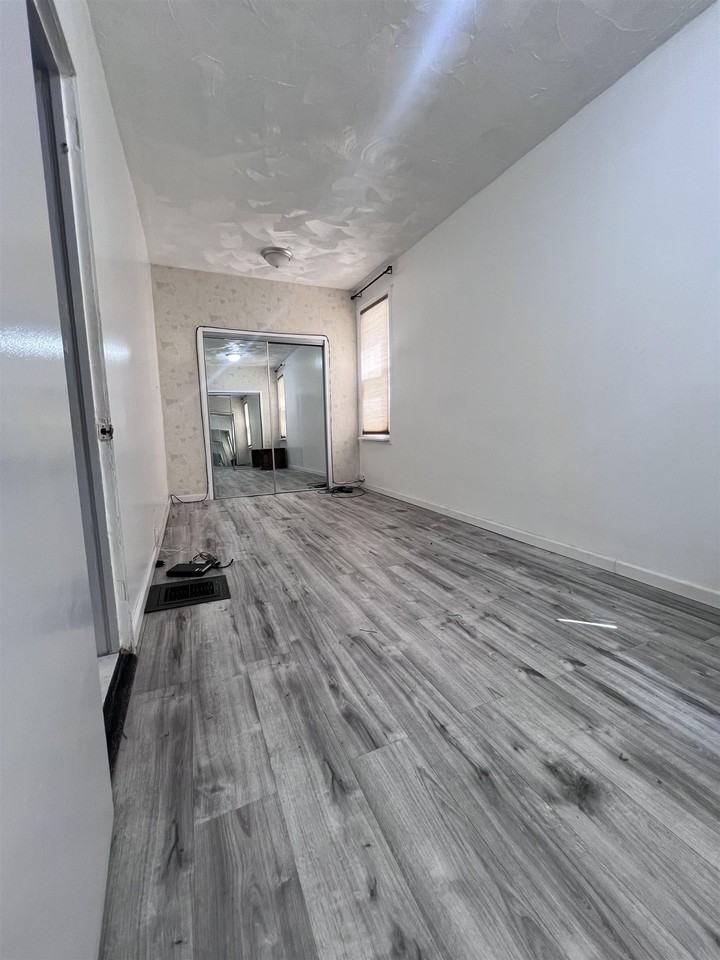 94 W 46th St #A - Photo 7 of 13