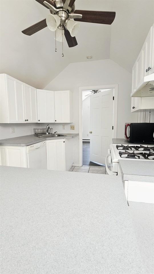 86 W 34th St - Photo 6 of 10