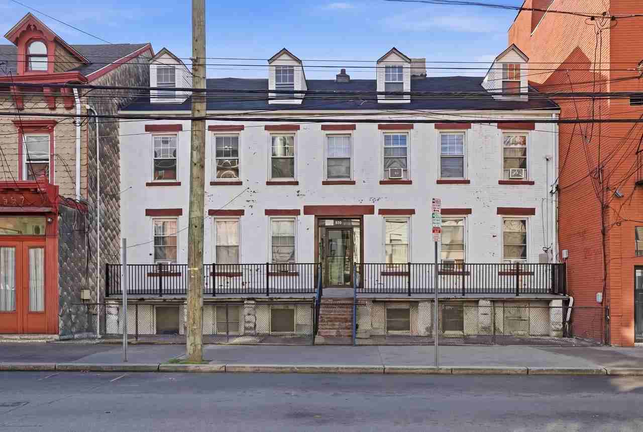 359 Palisade Ave #2L - Photo 3 of 14