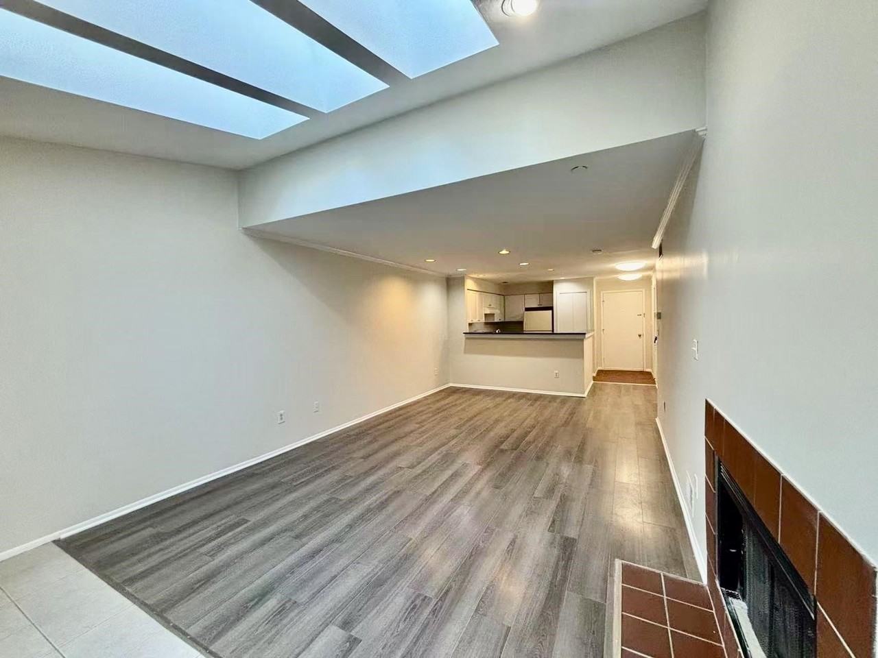 781 Spinnaker Ct - Photo 4 of 22