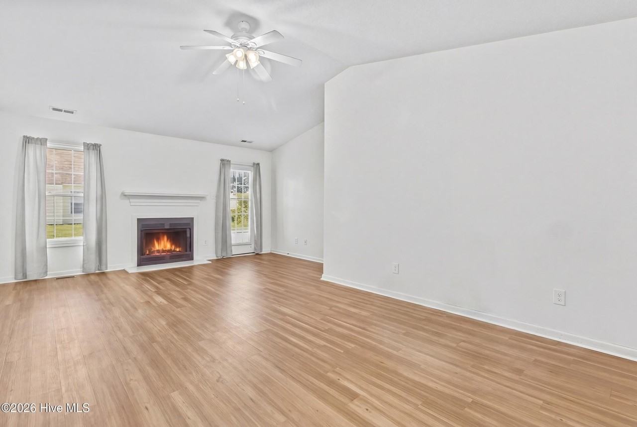 112 Kobe Dr - Photo 6 of 21