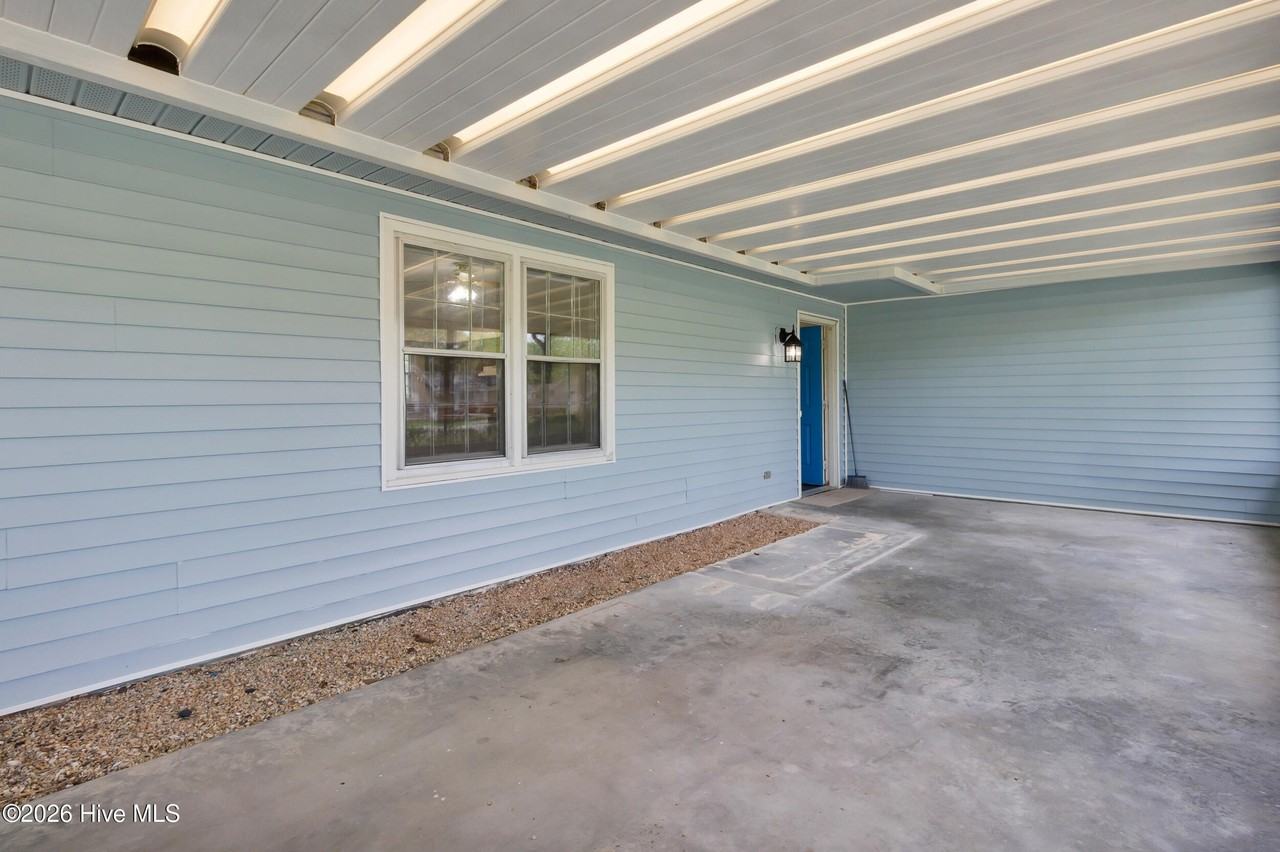 120 Tarheel Dr - Photo 3 of 28