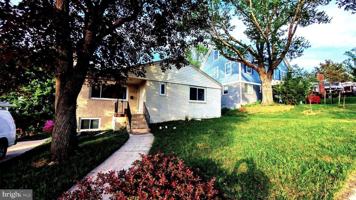 featured image of 2709 Navarre Dr #1