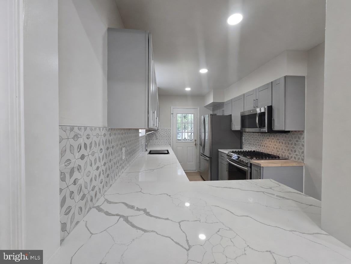 220 University Blvd E #1 - Photo 5 of 25