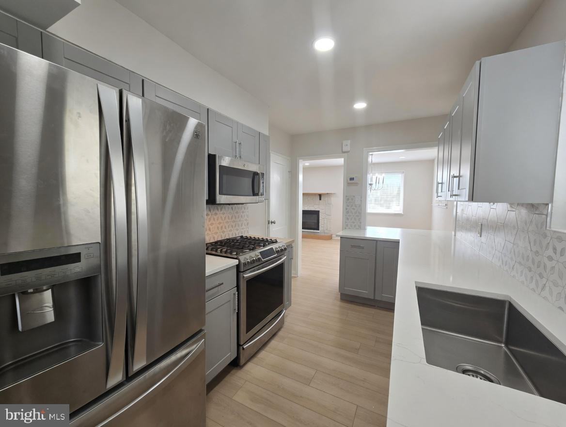 220 University Blvd E #1 - Photo 6 of 25