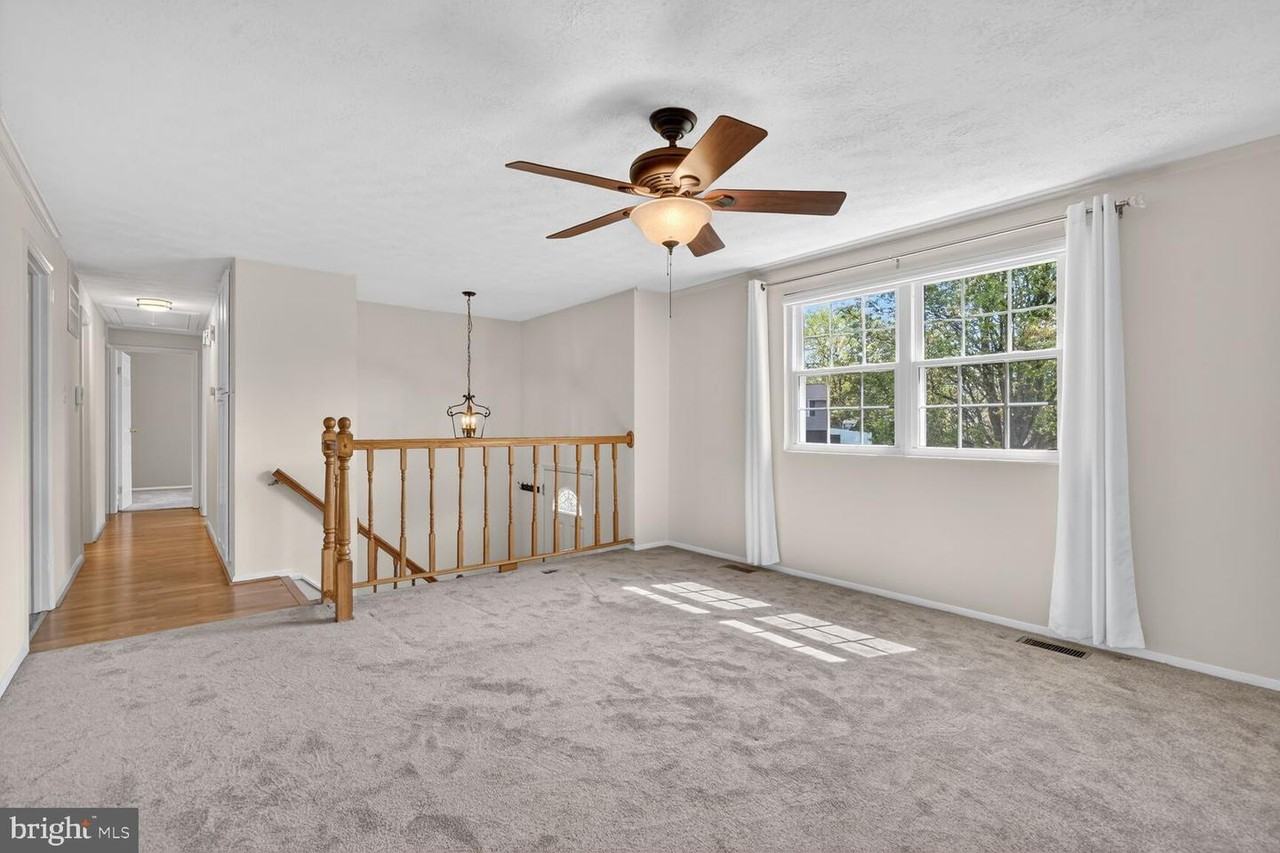 2806 Logway Rd #1 - Photo 3 of 33