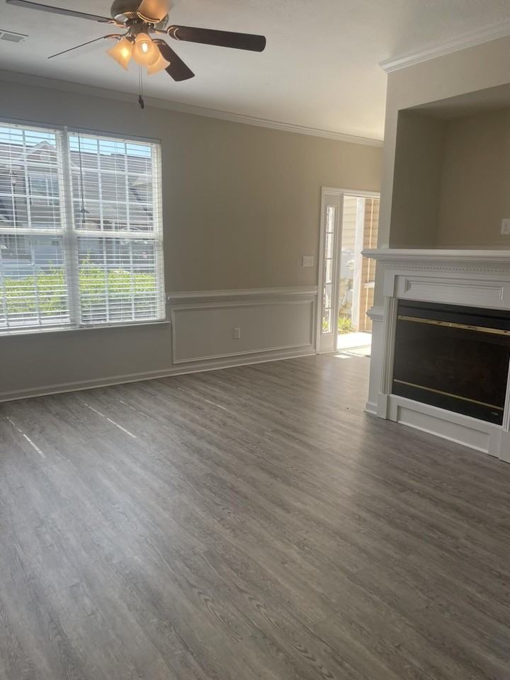 325 Hogan Way - Photo 7 of 20