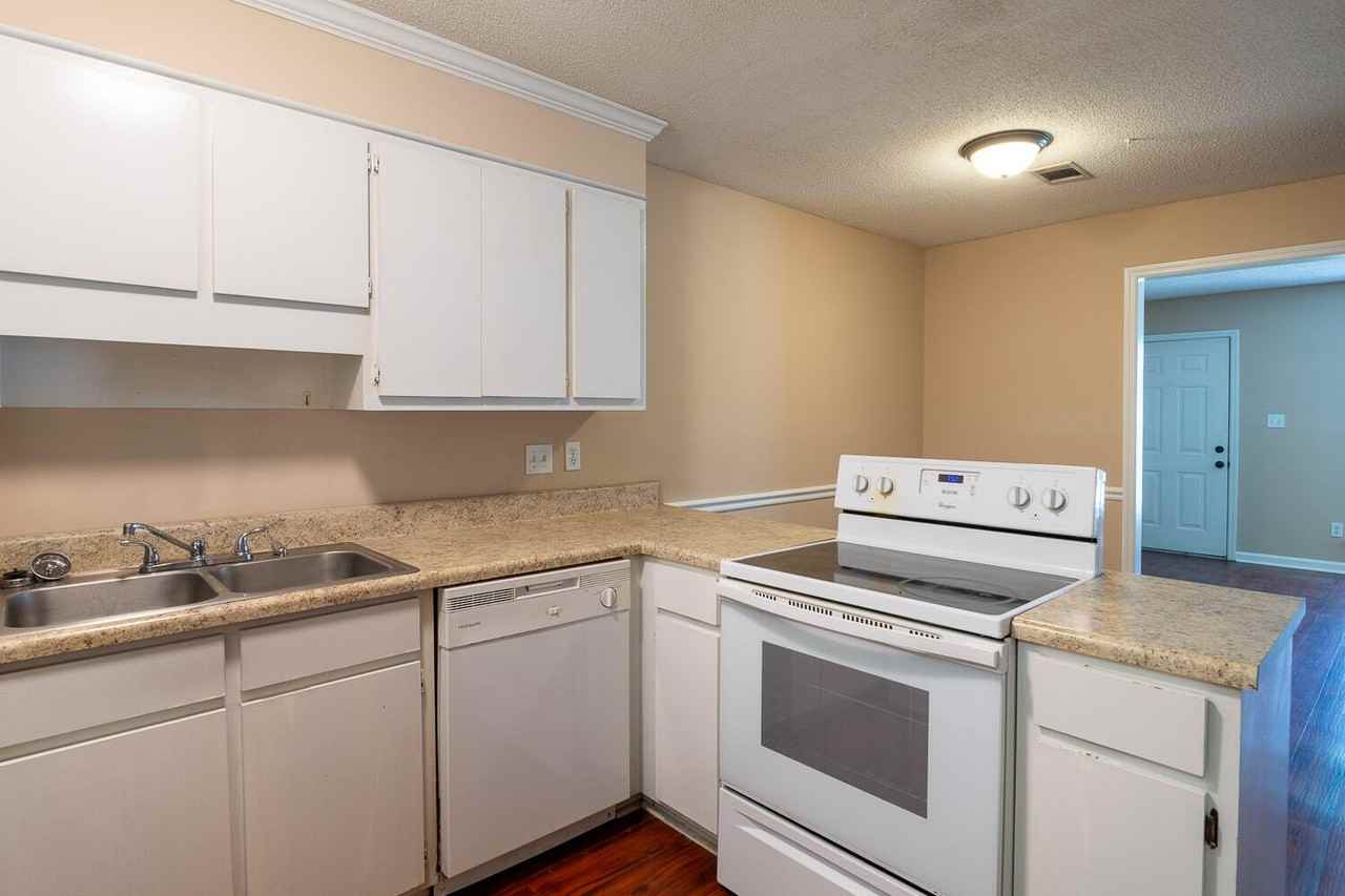 433 Evans Mill Dr #B - Photo 7 of 18