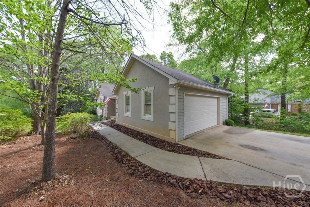 250 Brickleberry Rdg - Photo 6 of 47