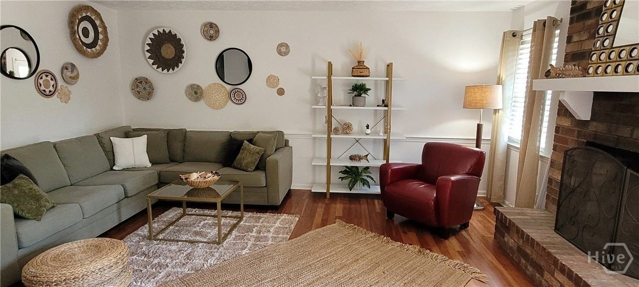 8 Wyckfield Ct - Photo 5 of 15