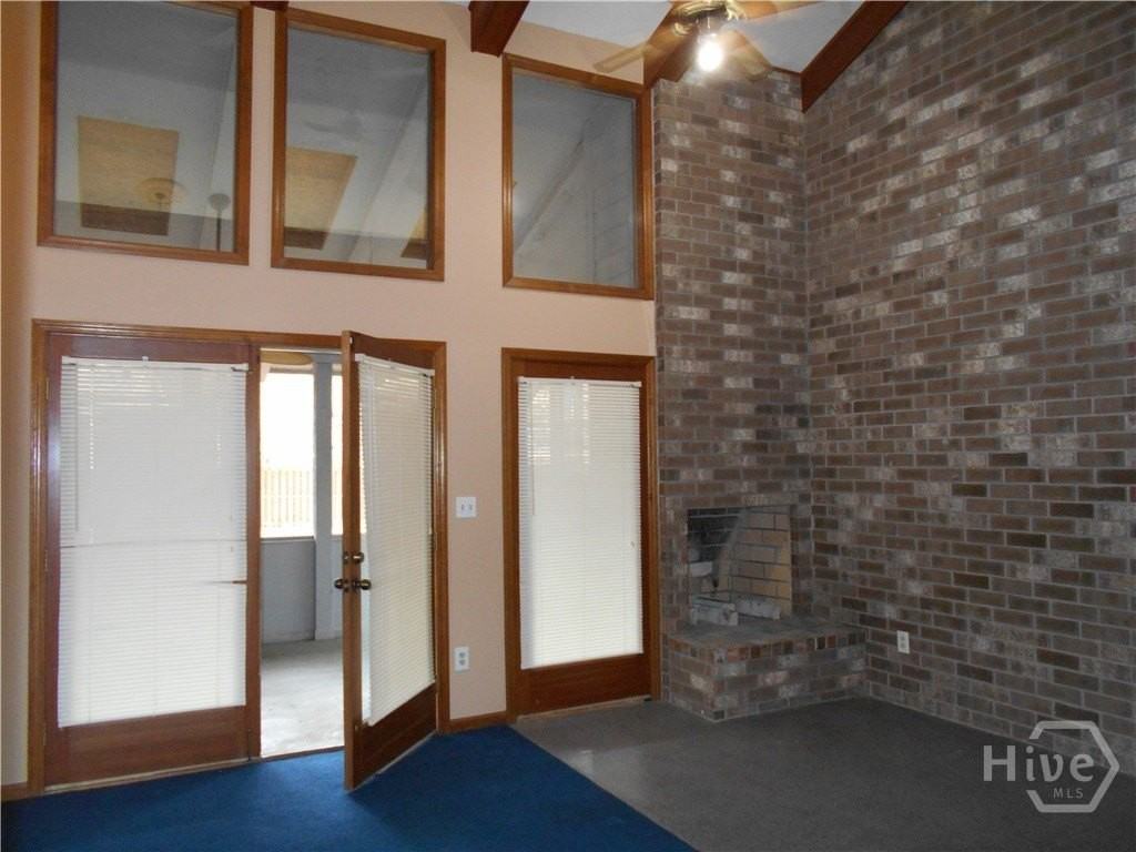 129 Dutch Island Dr - Photo 5 of 13