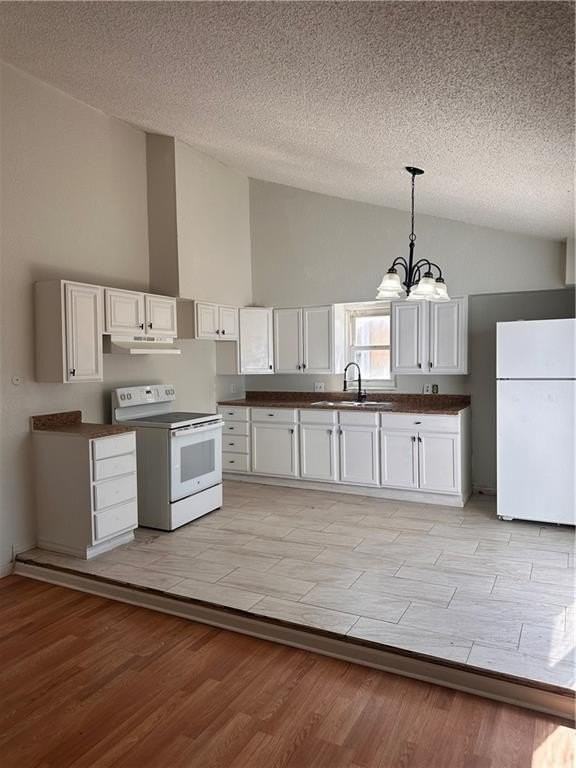 9516 Manning Ave - Photo 2 of 3