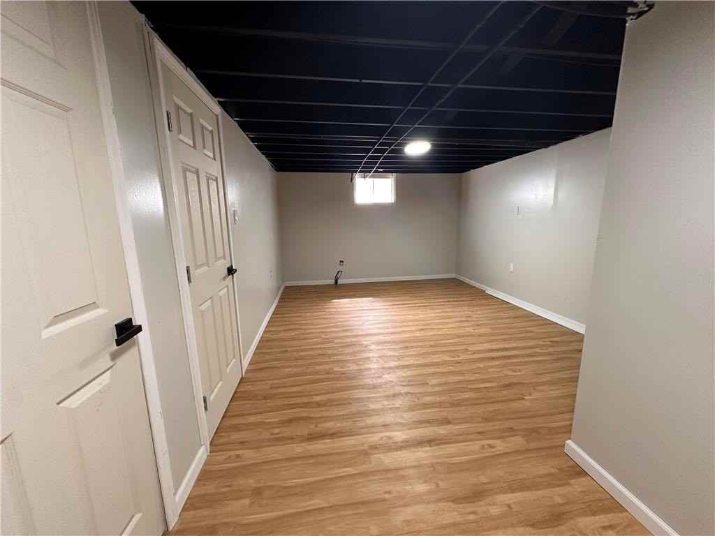 9516 Manning Ave - Photo 3 of 3