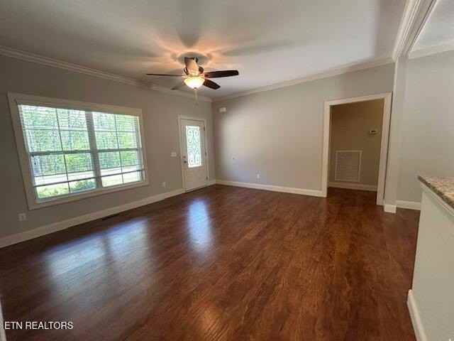 450 Beachwood Dr - Photo 4 of 26