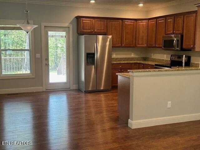 450 Beachwood Dr - Photo 6 of 26